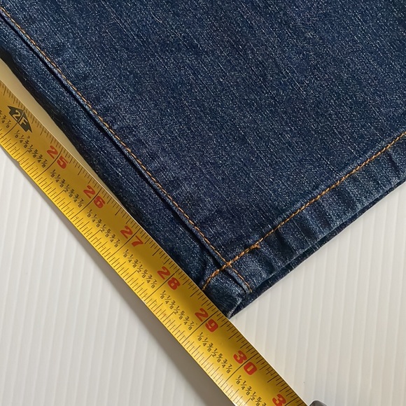 Hybrid & Company dark wash maternity jeans.  Size 3X - Picture 7 of 11